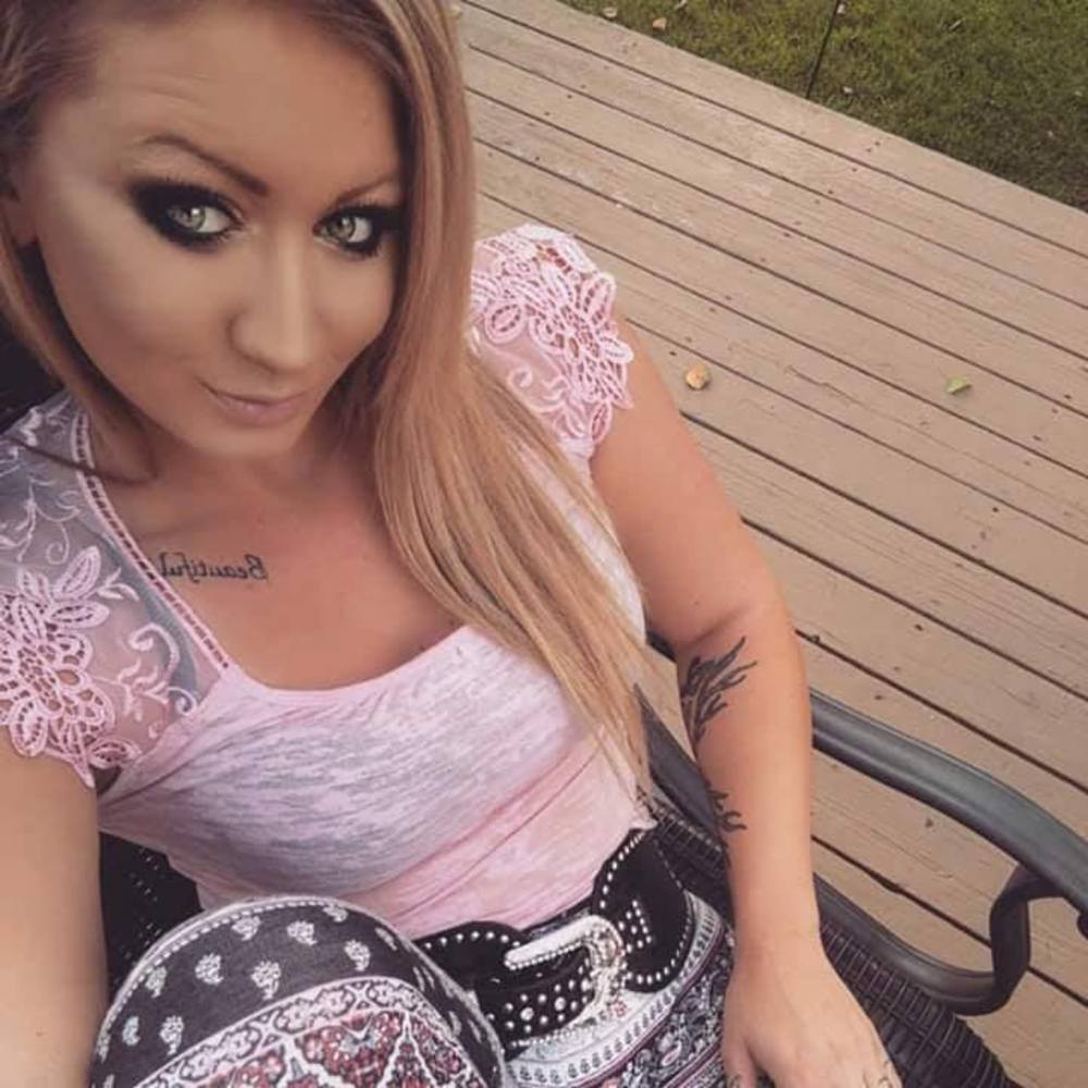 Meet your Posher, Lacey